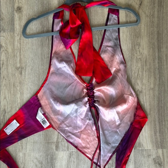 ASOS Halter Top - Picture 5 of 8